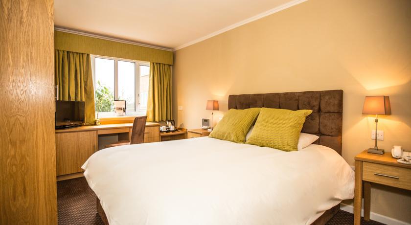 Woodside Hotel, Kenilworth - Warwick Bagian luar foto